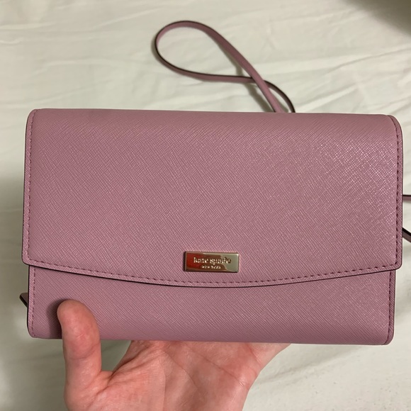 kate spade Handbags - Kate Spade crossbody bag!!!